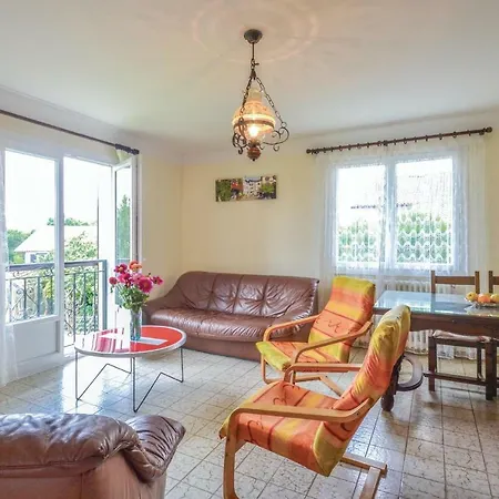 Three-bedroom Holiday In Dom wakacyjny *